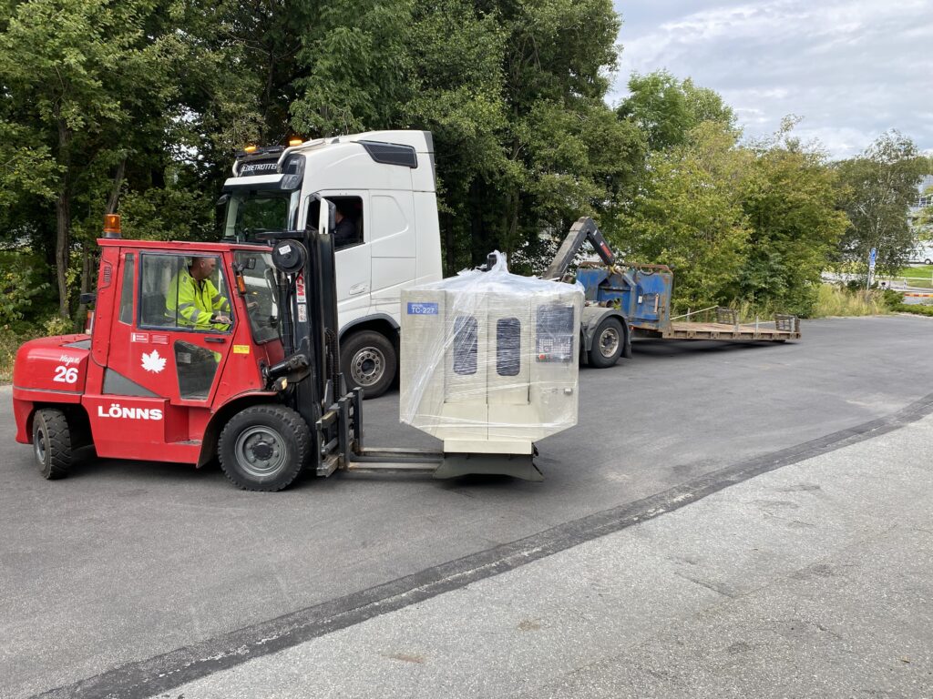 unloading the new mill